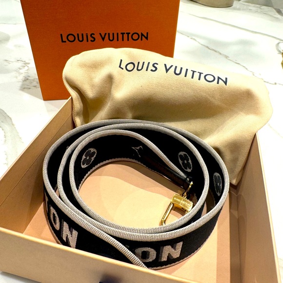 Louis Vuitton Handbags - Louis Vuitton NWOT Jacquard Diane Strap